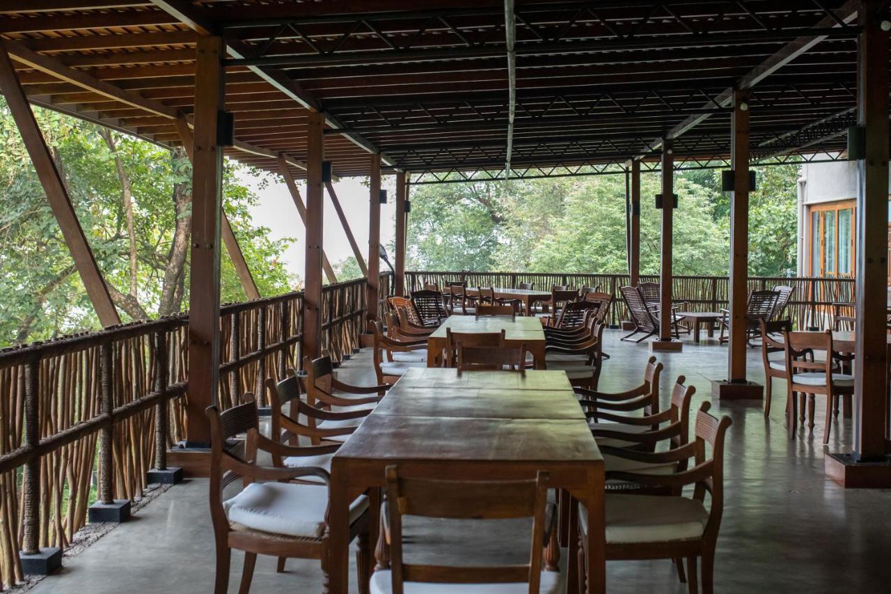 Birds Park Polgahawela Hotel Wadakada Bagian luar foto