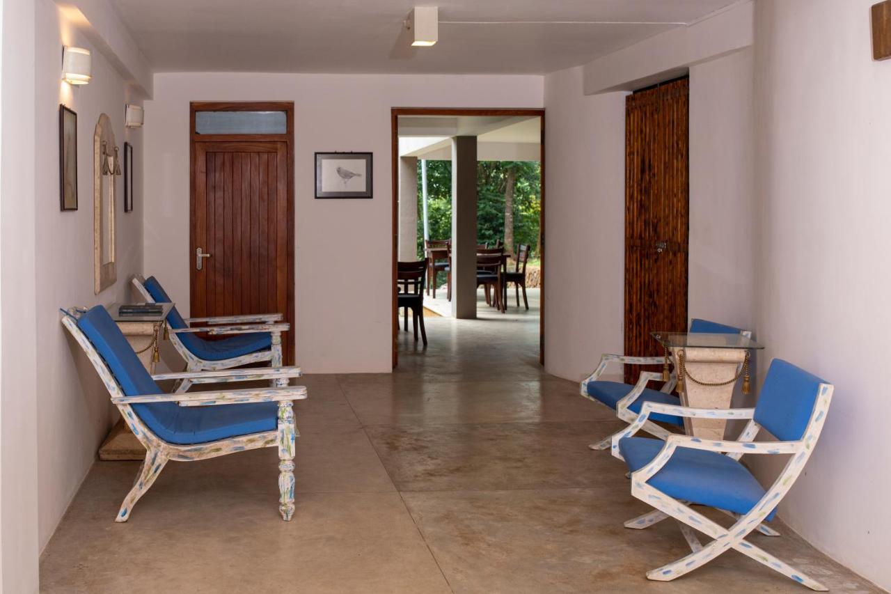 Birds Park Polgahawela Hotel Wadakada Bagian luar foto
