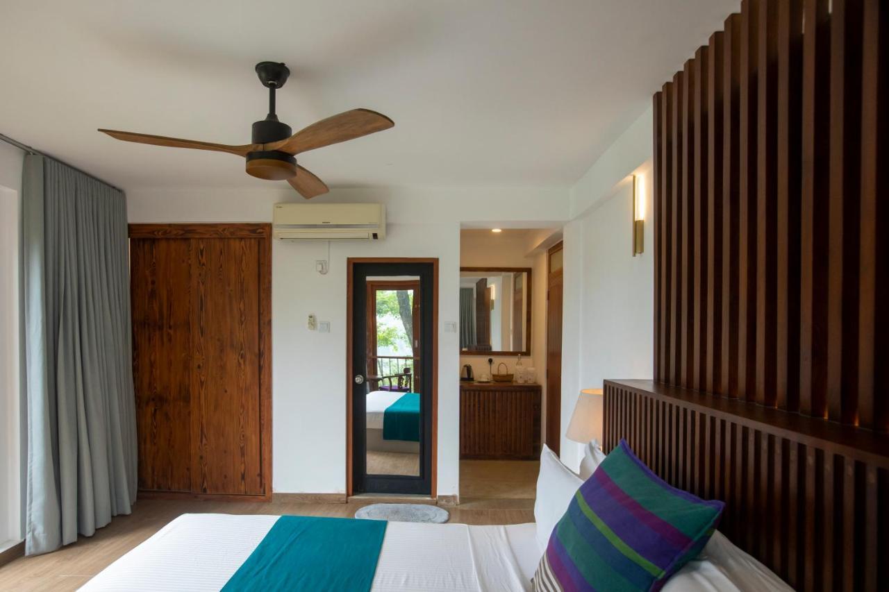 Birds Park Polgahawela Hotel Wadakada Bagian luar foto