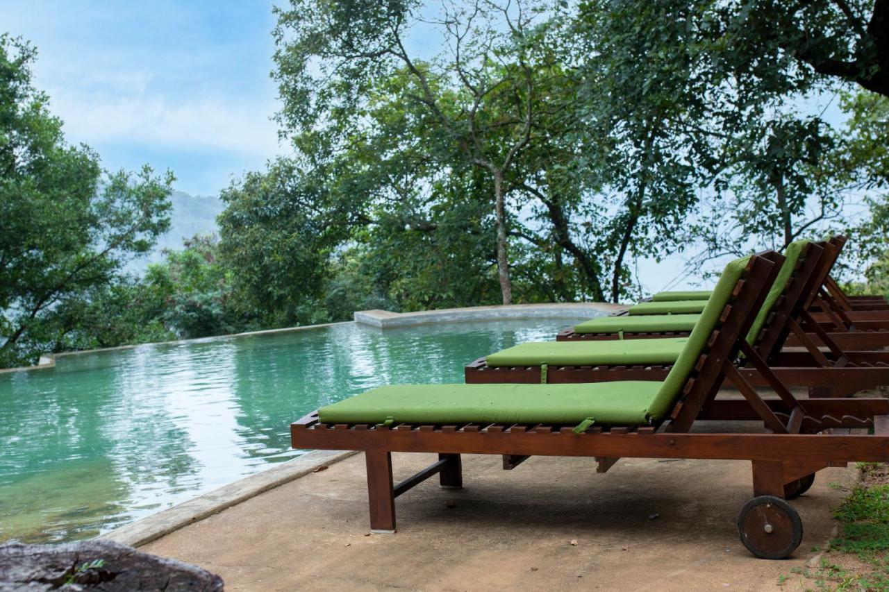 Birds Park Polgahawela Hotel Wadakada Bagian luar foto