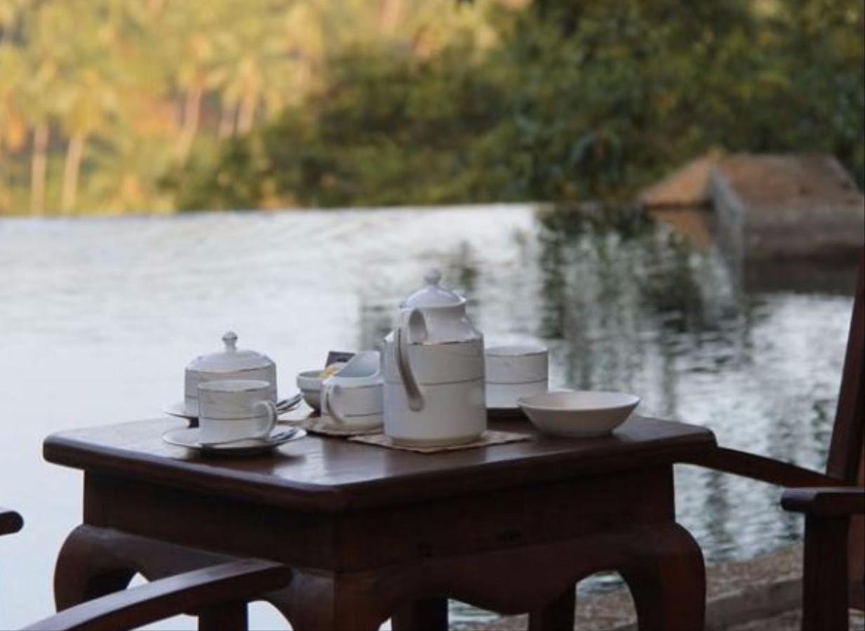 Birds Park Polgahawela Hotel Wadakada Bagian luar foto